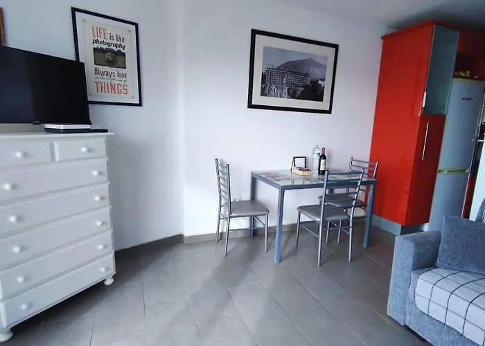 アパート Sunset Ocean View イコー・デ・ロス・ビノス